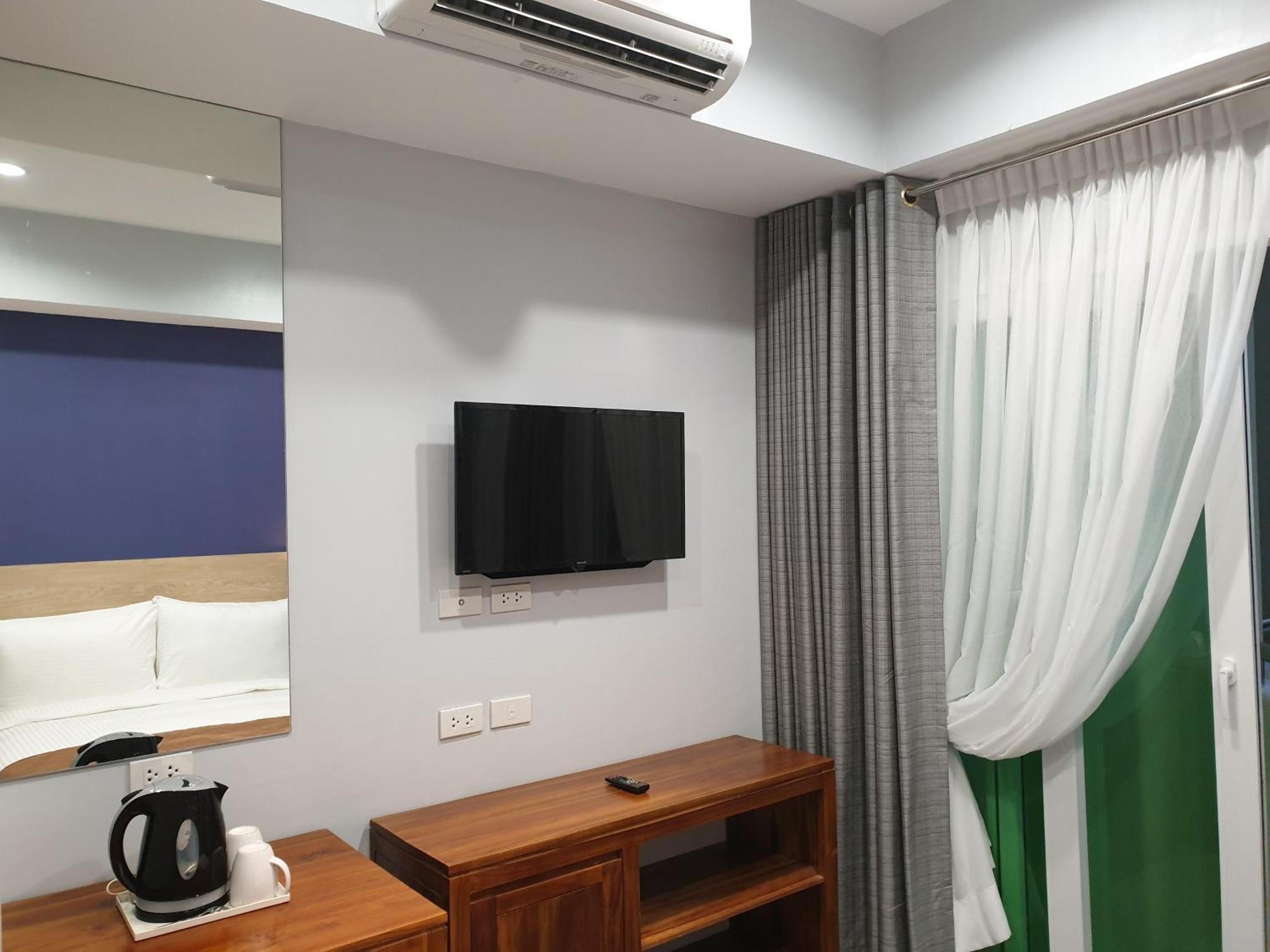 Leez Inn Makati Makati City Bagian luar foto