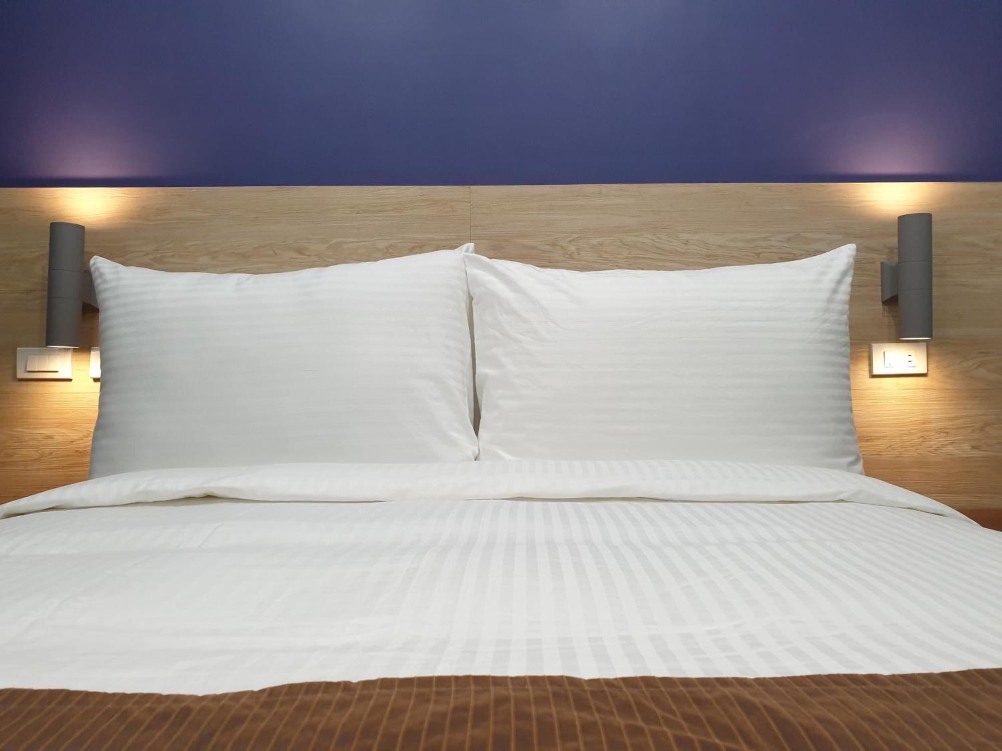Leez Inn Makati Makati City Bagian luar foto